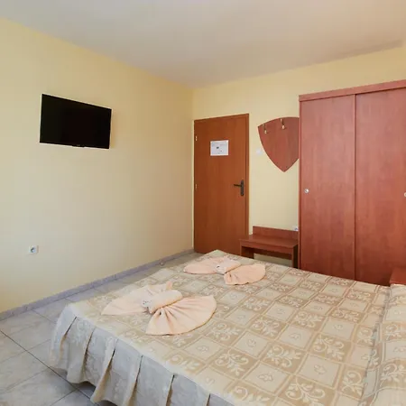 Family Andreev Отель Несебр