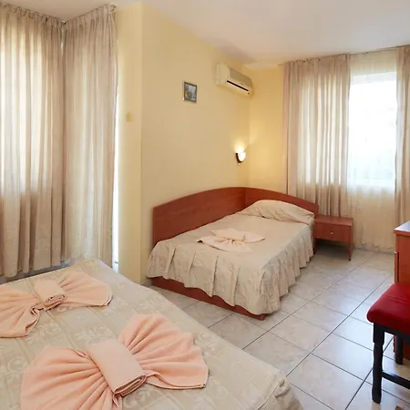 Family Andreev 酒店 2*