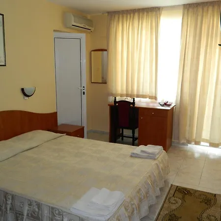 酒店 Family Andreev